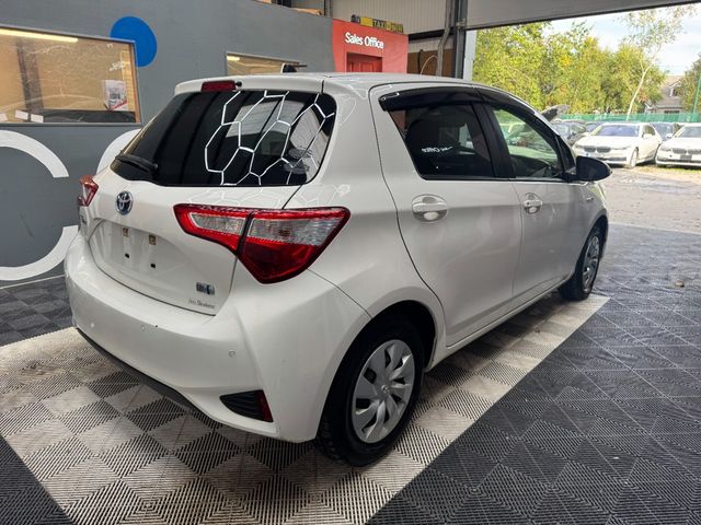 Image for 2019 Toyota Vitz 2019 TOYOTA VITZ HYBRID F 1.5 AUTOMATIC 72, 000KM / PARKING CAMERA/ CRUISE CONTROL