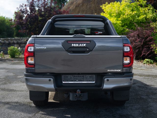 Image for 2025 Toyota Hilux INVINCIBLE X 2.8 Diesel Auto (Grey)