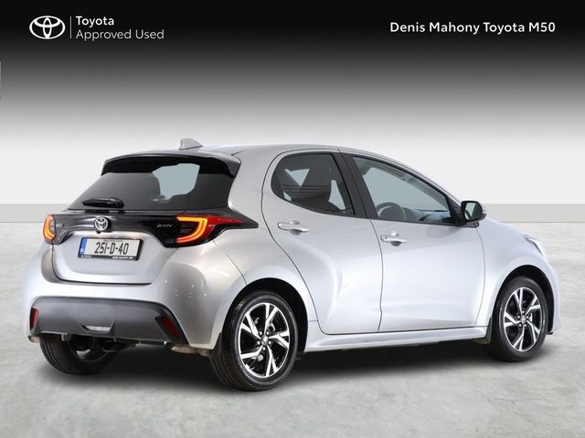 Image for 2025 Toyota Yaris Sport Hybrid