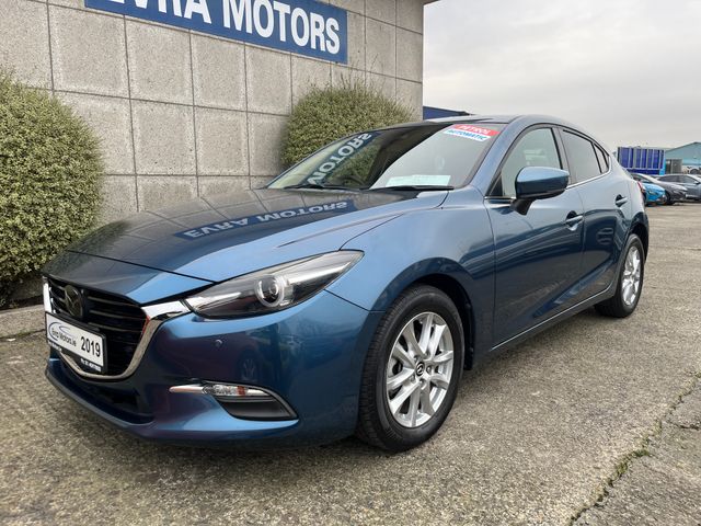 Image for 2019 Mazda Mazda3 AXELA AUTOMATIC 1.5 PETROL //HEAD UP DISPLAY//KEYLESS ENTRY//ADAPTIVE CRUISE CONTROL//REVERSE CAMERA//