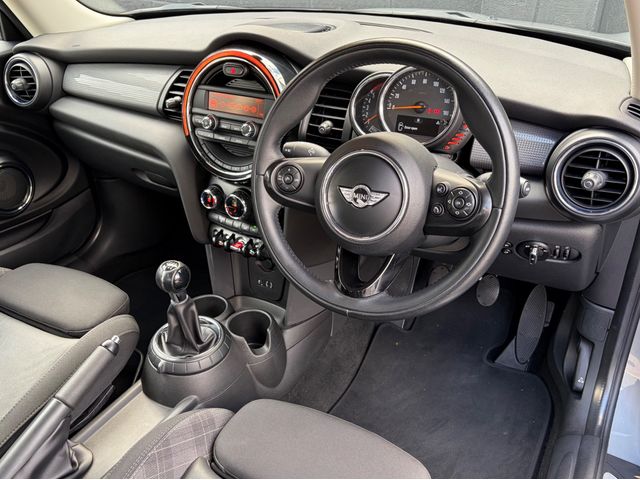 Image for 2016 Mini Cooper COOPER D 3DR MANUAL