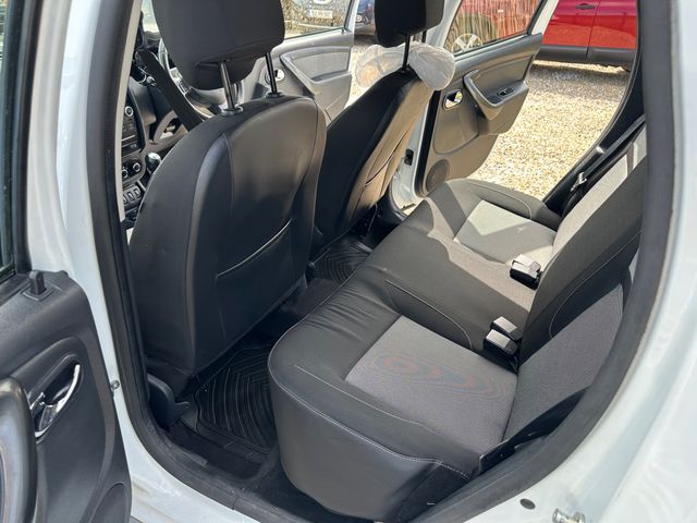 Image for 2016 Dacia Duster 1.5 DCi 110 Signature 