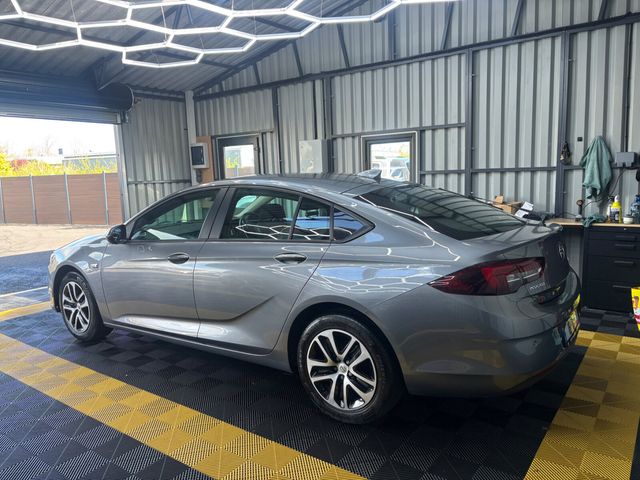 Image for 2018 Opel Insignia 1.6 (110PS) Turbo D ecoTEC SC