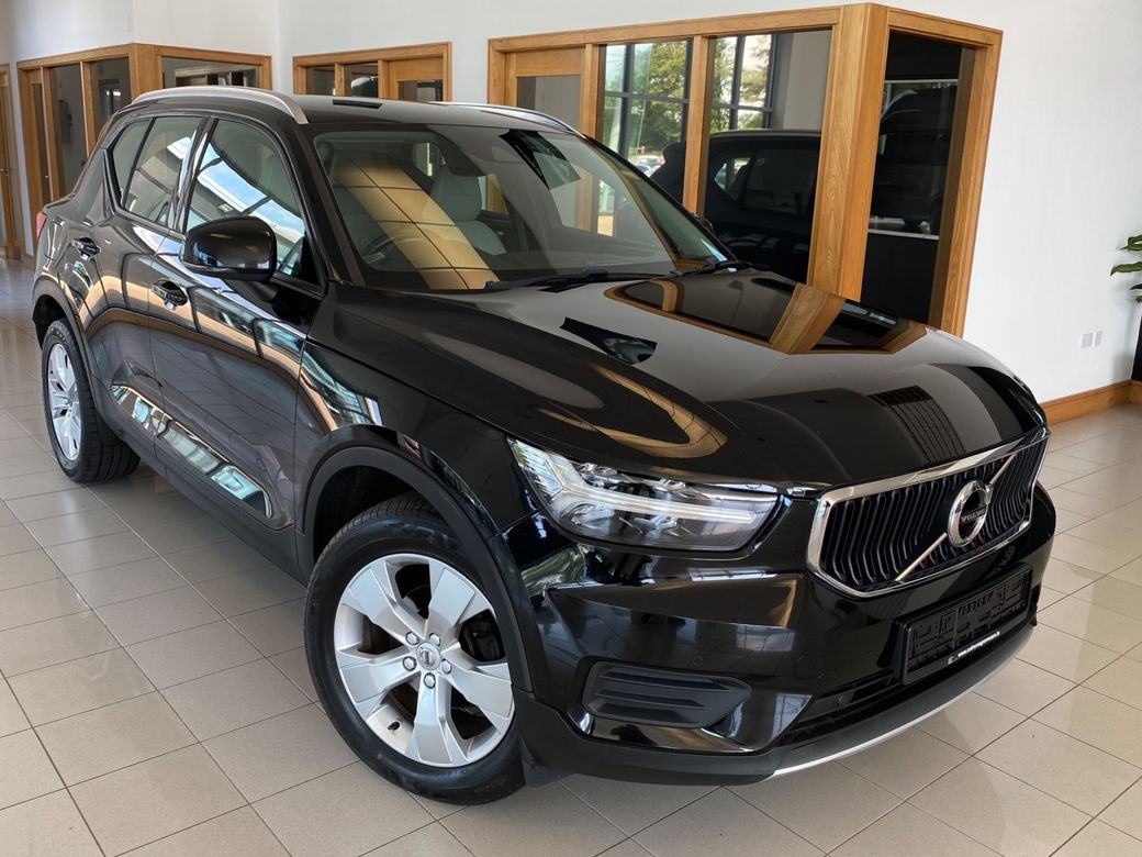 Image for 2020 Volvo XC40 D3 DIESEL (150hp) Momentum Auto