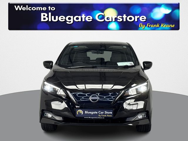 Image for 2022 Nissan Leaf 40KW EV MY22 **FULL BLACK LEATHER INTERIOR**360 CAMERAS**HEATED SEATS**TOUCHSCREEN INFOTAINMENT SCREEN**SPEED LIMITER**CRUISE CONTROL**BLUETOOTH**PARKING SENSORS**USB FAST CHARGING PORTS**