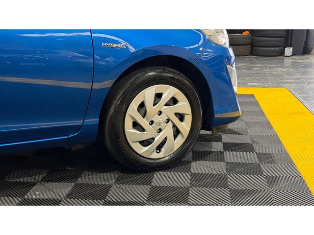 Image for 2016 Toyota Aqua S