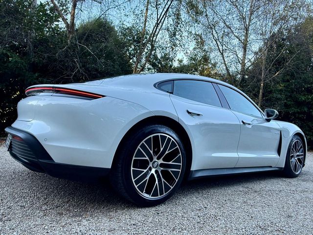 Image for 2022 Porsche Taycan 5 SEAT PERFORMANCE BATTERY PLUS