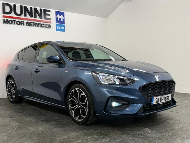 Image for 2021 Ford Focus **ST-LINE EDITION**MILD HYBRID**DIAMOND CUT ALLOYS**8"SYNC 3 TOUCHSCREEN MEDIA**SAT NAV**ANDROID/APPLE CAR PLAY**WIRELESS PHONE CHARGING**LANE DEPARTURE WARNING**FRONT AND REAR PARKING SENSORS**2 KEYS