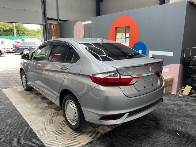 Image for 2021 Honda Grace 2021 HONDA GRACE HYBRID LX 1.5 AUTOMATIC / CRUISE CONTROL / PARKING CAMERA AND MORE