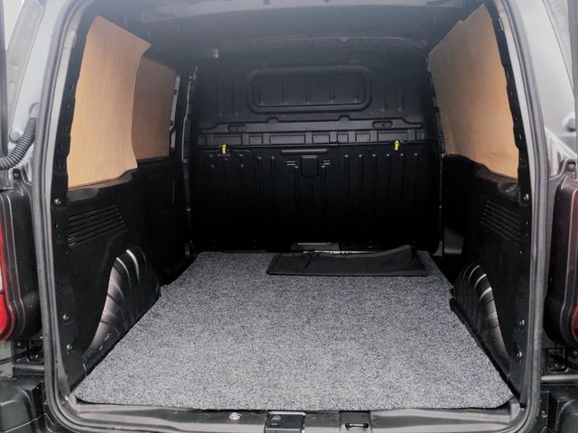 Image for 2024 Citroen Berlingo 