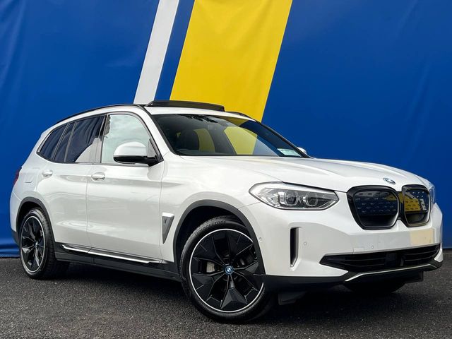 Image for 2022 BMW iX3 PREMIER EDITION // PANORAMIC SUNROOF // ADAPTIVE CRUISE CONTROL // DIGITAL CLUSTER