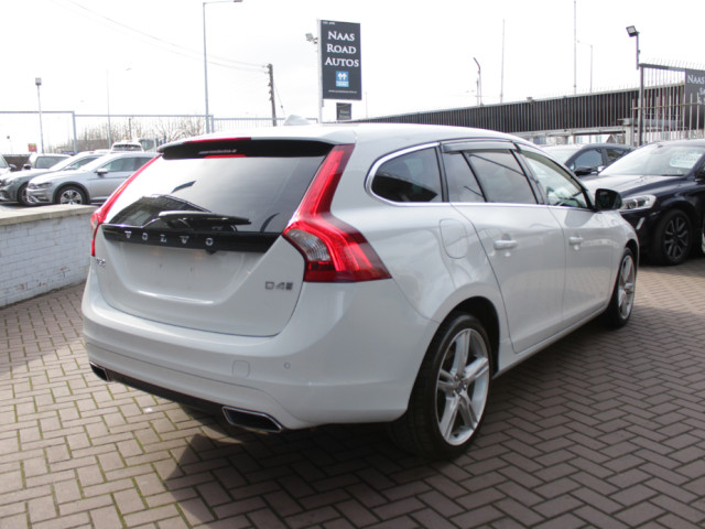 Image for 2018 Volvo V60 2.0 5DR ESTATE AUTOMATIC 