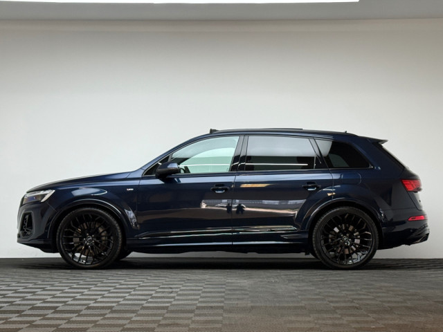 Image for 2025 Audi Q7 S LINE 55 TFSI E QUATTRO *PAN ROOF*