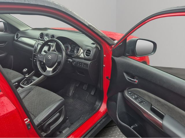 Image for 2021 Suzuki Vitara 1.4 B/JET HYBRID * ALLGRIP 4 WHEEL DRIVE * RED/ BLACK * PAN ROOF * SAT NAV * REVERSE CAMERA * FULL SERVICE HISTORY * BEST VALUE * 