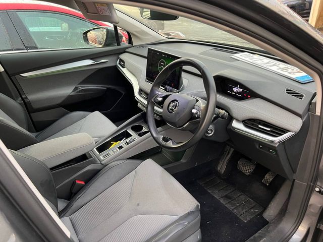 Image for 2023 Skoda Enyaq 60 IV // 19" ALLOYS // REVERSE CAMERA // APPLE CARPLAY/ANDROID AUTO