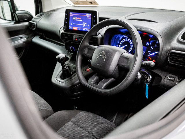 Image for 2024 Citroen Berlingo LX 1.5 Diesel 100HP 650KG