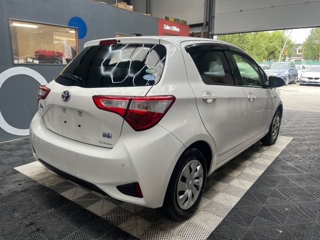 Image for 2019 Toyota Vitz 2019 TOYOTA VITZ 5D HYBRID F 82KM 1.5 AUTOMATIC/ PARKING CAMERA