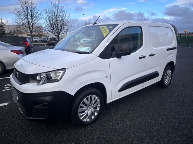 Image for 2021 Peugeot Partner 1.5 HDI, PROFESSIONAL PLUS, VAT INCLUDED, 3 SEATS, FULL DEALER HISTORY, NEW DOE, FINANCE, WARRANTY, 5 STAR REVIEWS