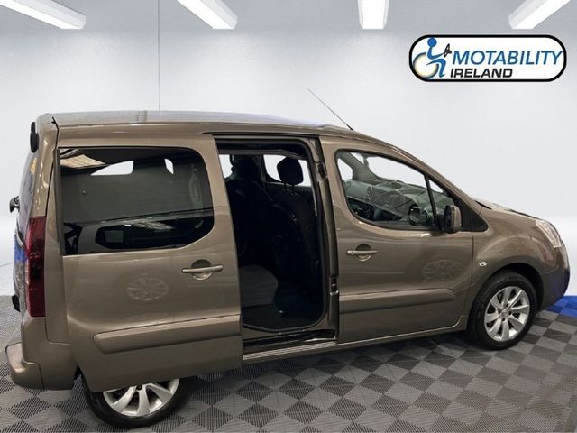 Image for 2018 Peugeot Partner Tepee Wheelchair Accessible