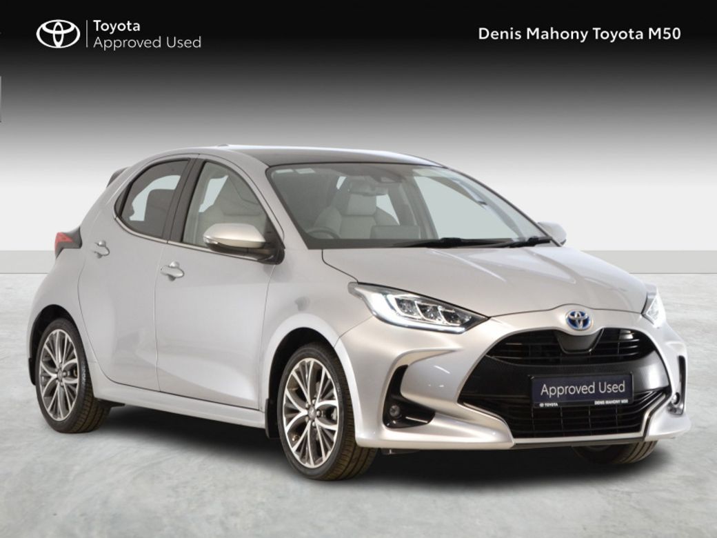 Image for 2023 Toyota Yaris Platinum Edition Hybrid Auto