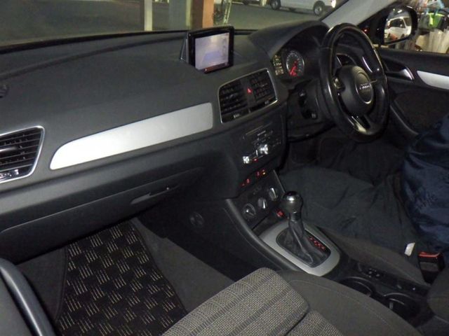 Image for 2016 Audi Q3 1.4 TFSI S-LINE AUTOMATIC - FACTORY ALLOYS - CRUISE CONTROL - POWER BOOT