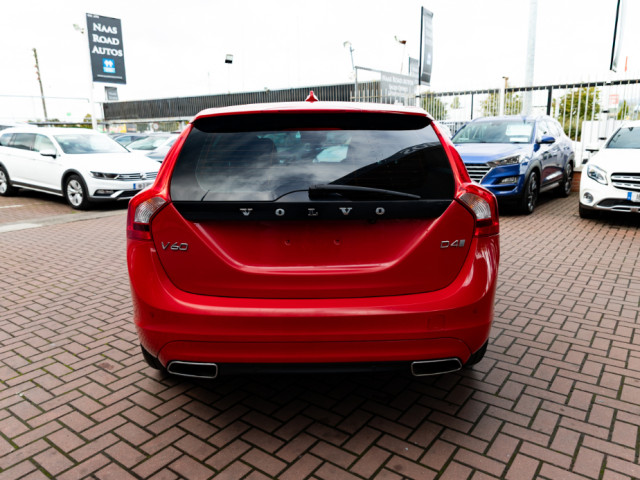 Image for 2018 Volvo V60 2.0D4 SE LUXURY DELUXE 5DR ESTATE AUTOMATIC // MINT CONDITION WITH ONLY 96, 000 KMS // BUY WITH CONFIDENCE AA AND SIMI APPROVED DEALER 2025 // FINANCE ARRANGED // ALL TRADE INS WELCOME // 