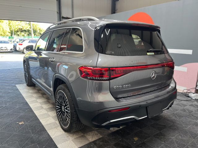 Image for 2023 Mercedes-Benz EQB 2023 MERCEDES-BENZ EQB AUTOMATIC / CRUISE CONTROL / 360 CAMERA / ELECTRIC MEMORY & HEATED SEATS / PADDLE SHIFTERS / AMBIENT LIGHTS / HEATED STEERING WHEEL / APPLE CARPLAY AND MORE