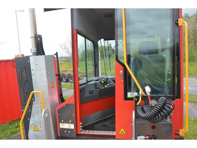 Image for 2026 Kalmar T2 Tractor Unit