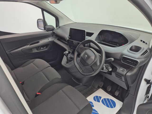 Image for 2023 Peugeot Partner **Active Plus**ONLY 29K MILES**
