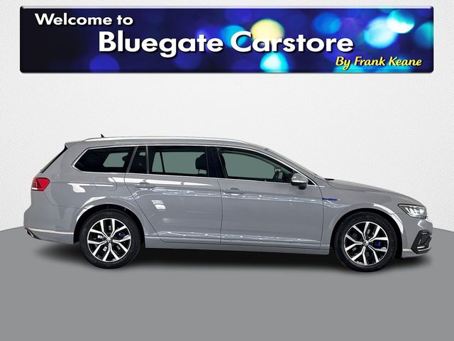 Image for 2023 Volkswagen Passat GTE S-A DSG ESTATE**BLACK LEATHER INTERIOR**FRONT HEATED SEATS**TOUCH SCREEN MEDIA DISPLAY**PARKING SENSORS**APPLE CARPLAY**ISOFIX**FINANCE ARRANGED**