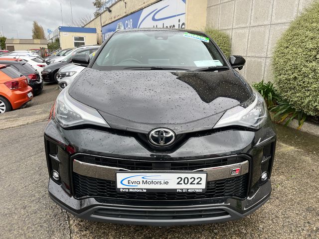 Image for 2022 Toyota C-HR GR AUTOMATIC HYBRID 1.8 PETROL //HIGH SPEC//GR STYLING//ADAPTIVE CRUISE CONTROL//KEYLESS ENTRY//HEATED SEATS//