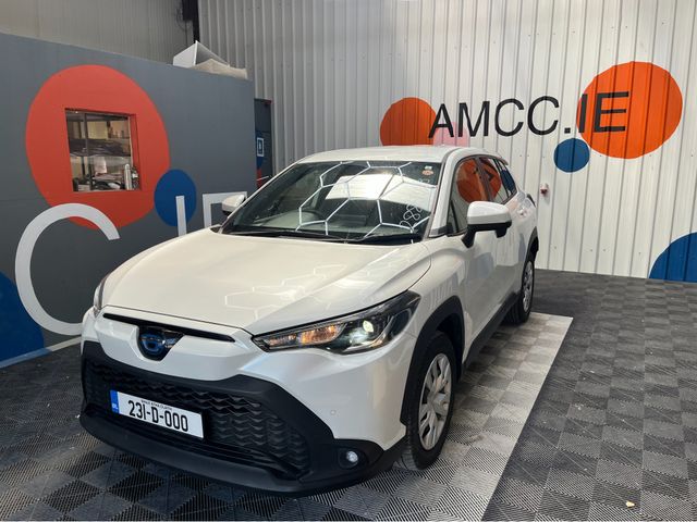 Image for 2023 Toyota Corolla Cross 2023 TOYOTA COROLLA CROSS HYBRID G 1.8 AUTOMATIC / CRUISE CONTROL / REVERSE CAMERA / HEATED STEERING WHEEL AND MORE