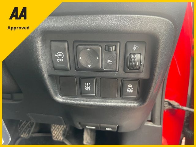 Image for 2014 Nissan Juke 1.5 DCI VISIA 5DR 1.6 DIG-T TEKNA 187BHP AUTO