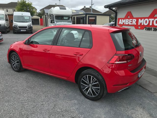 Image for 2017 Volkswagen Golf 