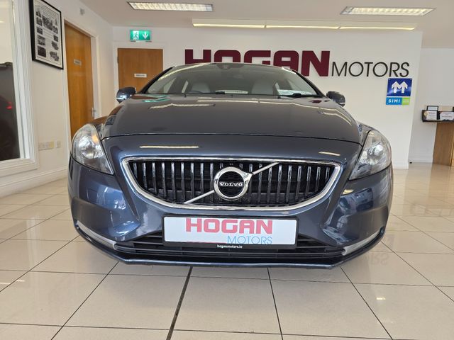 Image for 2017 Volvo V40 D2 MOM ED 5DR