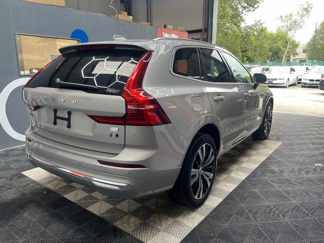 Image for 2022 Volvo XC60 2022 VOLVO XC60 RECHARGE PHVT 6AWD 30K KM AUTOMATIC 2.0// CRUISE CONTROL / 360 PARKING CAMERA / PANORAMIC SUNROOF/ ELECTRIC MEMORY & HEATED SEATS / APPLE CARPLAY AND MORE