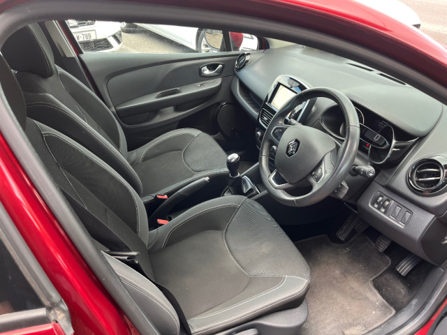Image for 2017 Renault Clio IV 1.2 Dynamique NAV 4DR