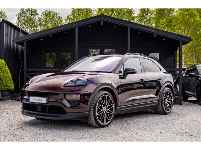 Image for 2025 Porsche Macan 4S, IRISH CAR, HUGE SPEC, 516BHP ON OVERBOOST, BOSE SOUND SYSTEM, PAN ROOF, COMFORT SEATS, AIR SUSPENSION, ADAPTIVE CRUISE CONTROL, 