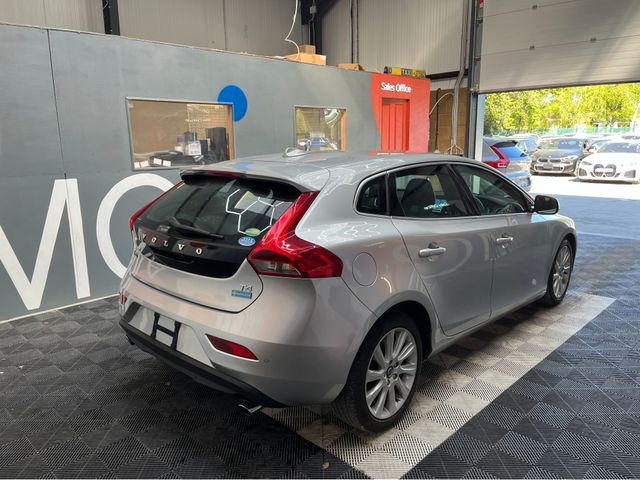 Image for 2015 Volvo V40 €11950 2015 VOLVO V40 T4 1.6 AUTOMATIC / CRUISE CONTROL / REVERSE CAMERA / ELECTRIC MEMORY & HEATED SEATS