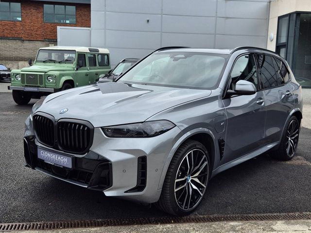 Image for 2025 BMW X5 XDRIVE50E M SPORT PRO **PAN ROOF ** HEAD-UP DISPLAY**