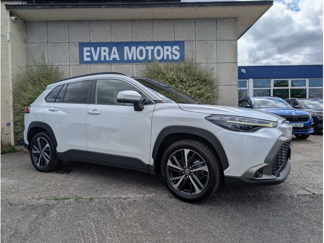 Image for 2023 Toyota Corolla Cross Z 4WD AUTOMATIC HYBRID 1.8 PETROL //HIGH SPEC//PANORAMIC GLASS ROOF//HALF LEATHER HEATED SEATS//REVERSE CAMERA//ADAPTIVE CRUISE CONTROL//KEYLESS ENTRY//