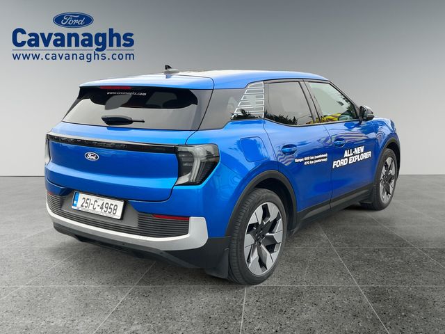 Image for 2025 Ford Explorer Premium 77kWh Extended Range RWD
