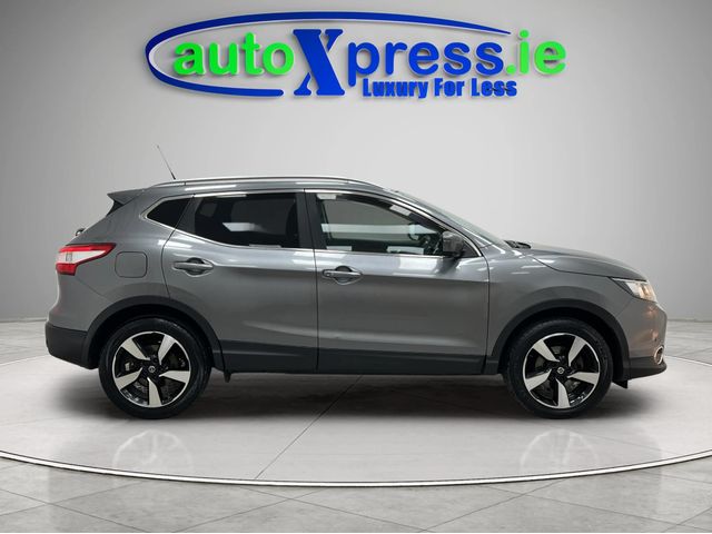 Image for 2015 Nissan Qashqai 1.5 DCI Sunroof