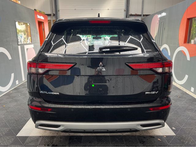 Image for 2024 Mitsubishi Outlander €45950 2024 MITSUBISHI OUTLANDER P 4WD PHEV 2.4 AUTOMATIC / CRUISE CONTROL / 360° CAMERA / ELECTRIC MEMORY & HEATED SEATS / PADDLE SHIFTERS / HEATED STEERING WHEEL / PANORAMIC SUNROOF / 7 SEATS OPT