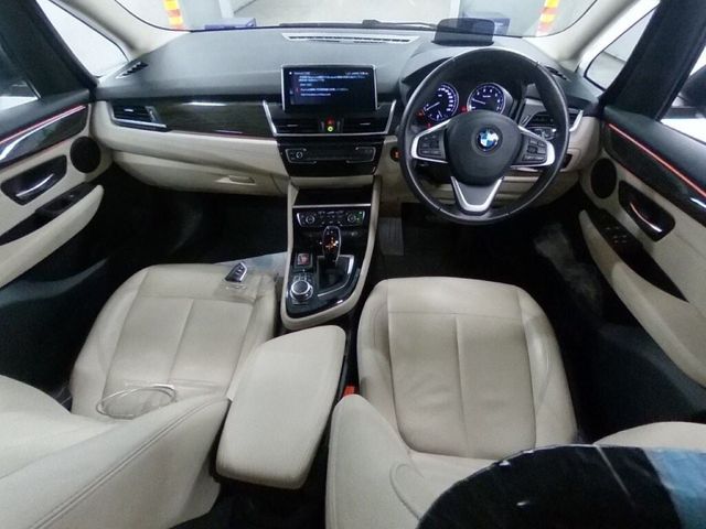 Image for 2020 BMW 2 Series 1.5 GRAN TOURER AUTOMATIC 7 SEATER - FACTORY ALLOYS - BEIGE LEATHER - HEATED SEATS - PUSH BUTTON START/STOP