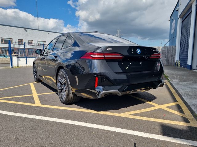 Image for 2025 BMW i5 BIG SPEC 