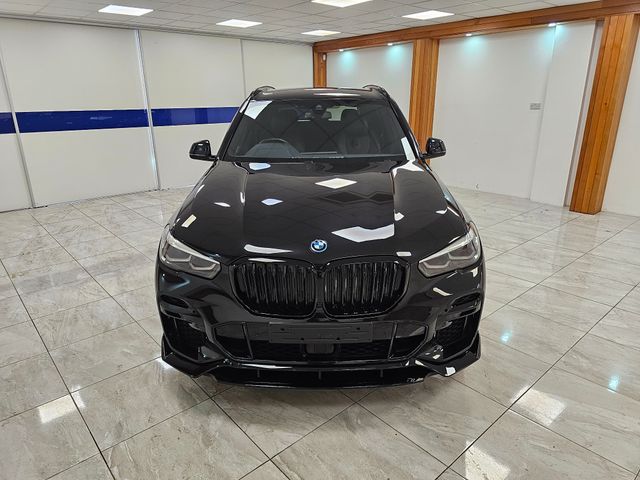 Image for 2022 BMW X5 M PERFORMANCE EXTERIOR 