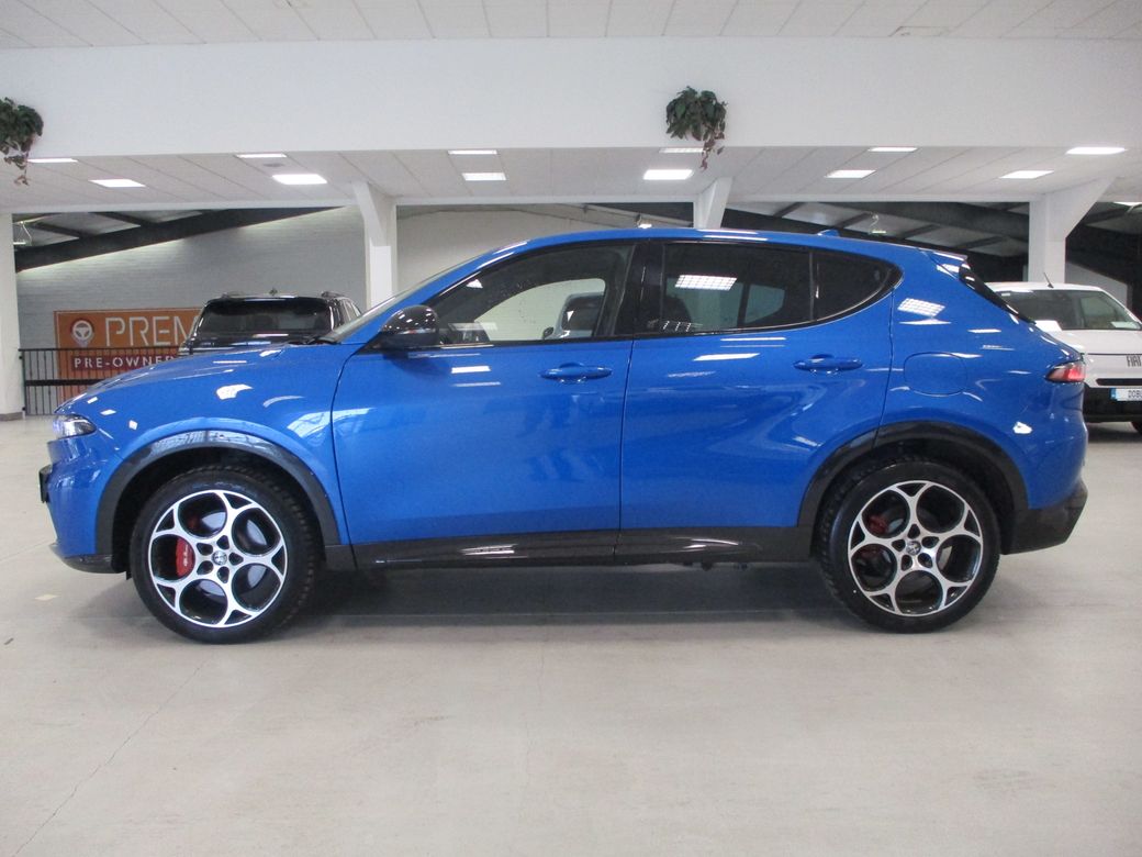 Image for 2024 Alfa Romeo Tonale Veloce 1.3 280BHP Phev Q4 AWD 5DR-ALCANTARA SEATING-CAMERA-CARPLAY