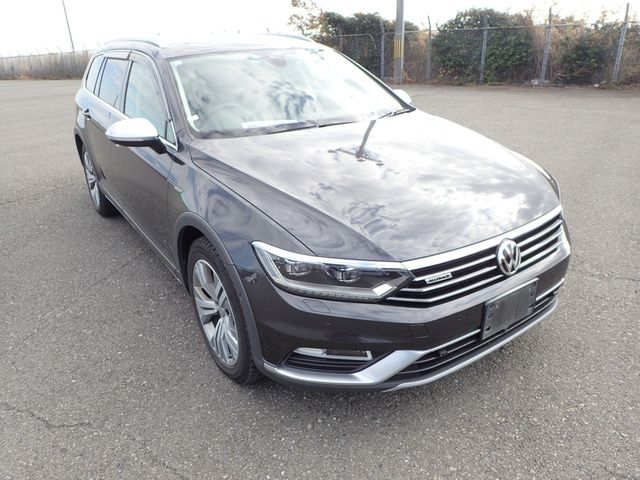 Image for 2018 Volkswagen Passat 2.0 TDI ALLTRACK 4MOTION AWD DIESEL AUTOMATIC // FULL ELECTRIC HEATED VENTILATED LEATHER // WINTER PACK // HEATED STEERING WHEEL // PRIVACY PACK // STUNNING EXAMPLE // AA APPROVED DEALER 2026