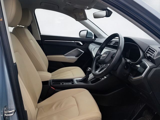 Image for 2022 Audi Q3 35 TDI 150HP S Tronic SE